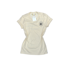 Load image into Gallery viewer, Crecimiento Es Crecimiento T-Shirt
